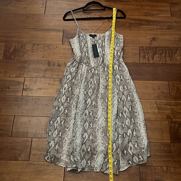 NWT Banana Republic snakeskin print chiffon spaghetti strap dress - Picture 5 of 13